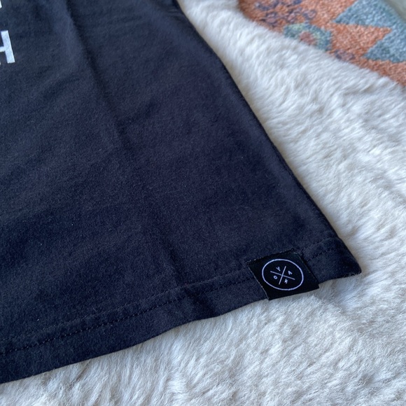 Young One Apparel black graphic tee shirt yeah yeah yeah small shop kids size 8 - Picture 7 of 9